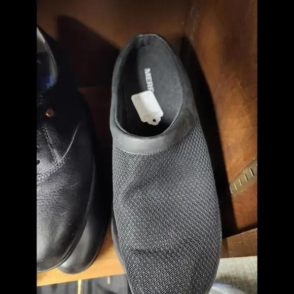 Merrell - Picture 1 of 4